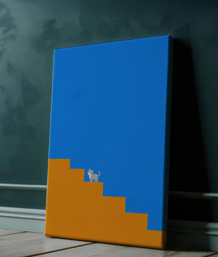 Gato minimalista en escaleras con fondo azul
