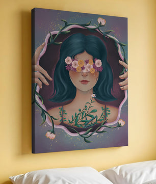 Portrait enchanteur d'une femme aux yeux floraux et aux cheveux noirs