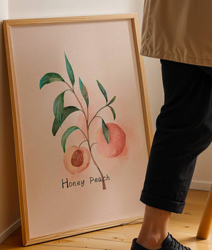 Watercolor Illustration of Honey Peach with Leaves on Light Background - Mi tienda