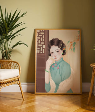 Elegante retrato de una mujer con atuendo tradicional y accesorios de jade