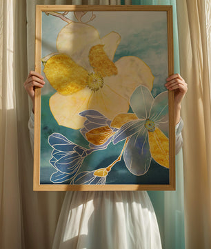 Arte floral abstracto con detalles dorados y tonos azules