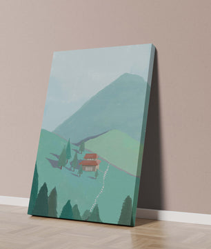 Ruhige Berglandschaft mit Haus und Bäumen