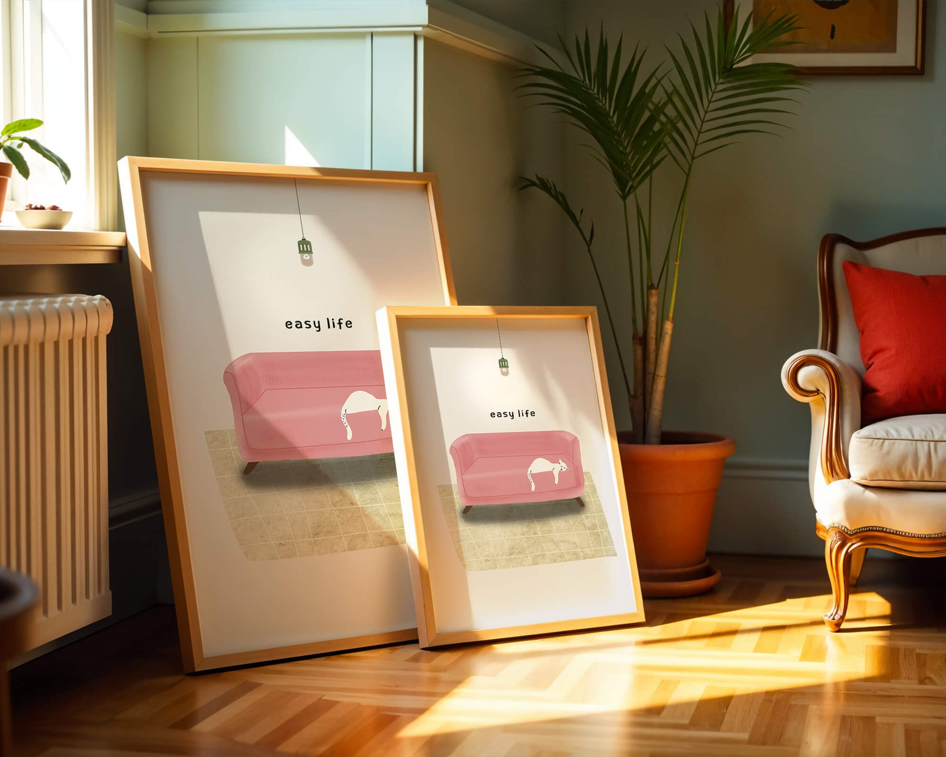 Interior minimalista con sofá rosa y gato blanco relajado