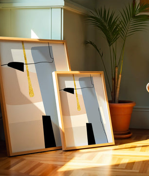 Abstrakte geometrische Kunst mit blauen und goldenen Akzenten