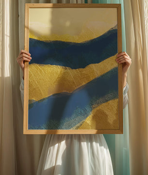 Paisaje abstracto con capas texturizadas en azul y amarillo