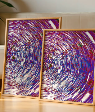 Dynamisches Spiralmuster mit lebendigen Farben