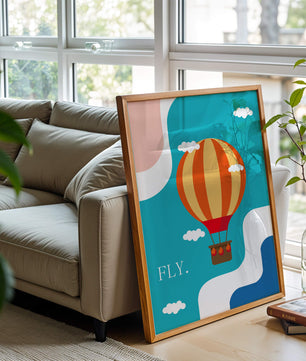 Bunte Heißluftballon-Illustration mit Wolken und abstrakten Formen