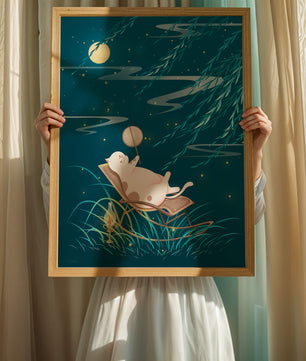 Adorable ilustración de un gato relajándose en un jardín iluminado por la luna con linterna