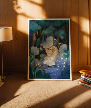 Petite fée dans une forêt magique avec des fleurs lumineuses et des papillons