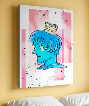 Illustration artistique d’un personnage au visage bleu avec une couronne dorée sur un fond abstrait