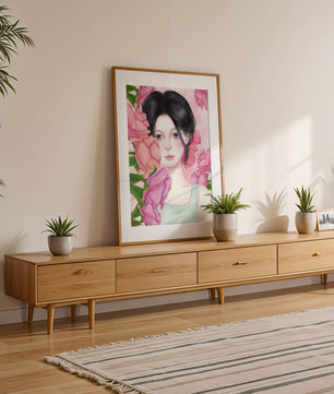 Illustration d'une femme entourée de roses roses
