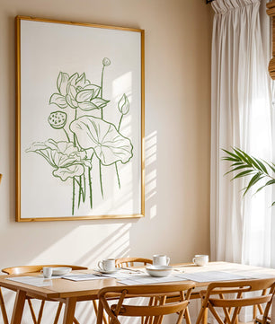 Botanische Illustration einer Lotusblume mit grüner Strichzeichnung auf weißem Hintergrund