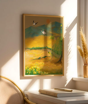 Ruhige Landschaft mit fliegenden Kranichen und goldenen Blüten