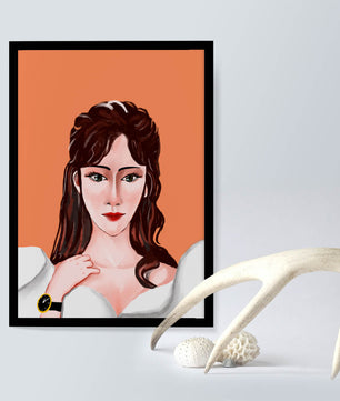 Retrato de una mujer con peinado elegante y reloj dorado