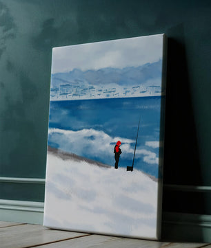 Winterlandschaft mit Person in roter Jacke am Meer