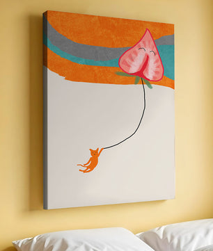 Gato naranja colgando de un globo en forma de corazón sobre fondo abstracto
