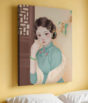 Elegante retrato de una mujer con atuendo tradicional y accesorios de jade