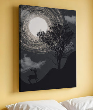 Verzauberte Nachtszene mit Hirschsilhouette und leuchtendem Mond