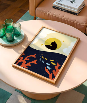 Ruhiges abstraktes Design mit Katzensilhouette und lebendiger Unterwasserszene