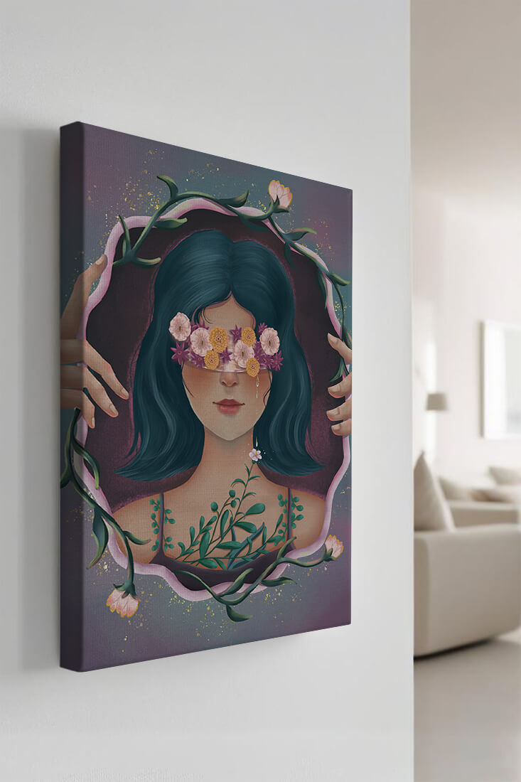 Retrato encantador de una mujer con ojos florales y cabello oscuro