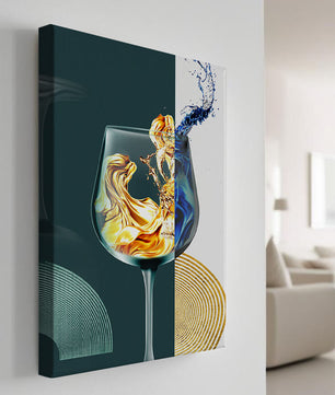 Fusión elegante de líquidos en una copa de vino con elementos dorados y azules