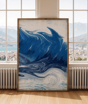 Pintura abstracta de ola oceánica azul y blanca con patrones giratorios