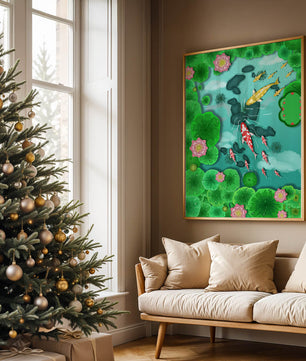 Étang à carpes koï vibrant avec des fleurs de lotus et des nénuphars verts