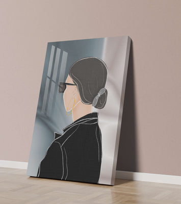 Modern woman with sunglasses and gold hoop earrings