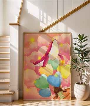 Globos con forma de corazón y ballena en una escena caprichosa y colorida