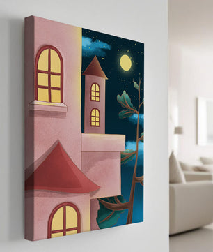 Castillo con ventanas arqueadas bajo el cielo iluminado por la luna