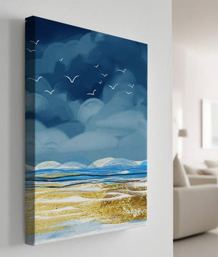 Meereslandschaft mit Vögeln in einer leuchtenden Blau- und Goldpalette