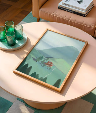 Ruhige Berglandschaft mit Haus und Bäumen