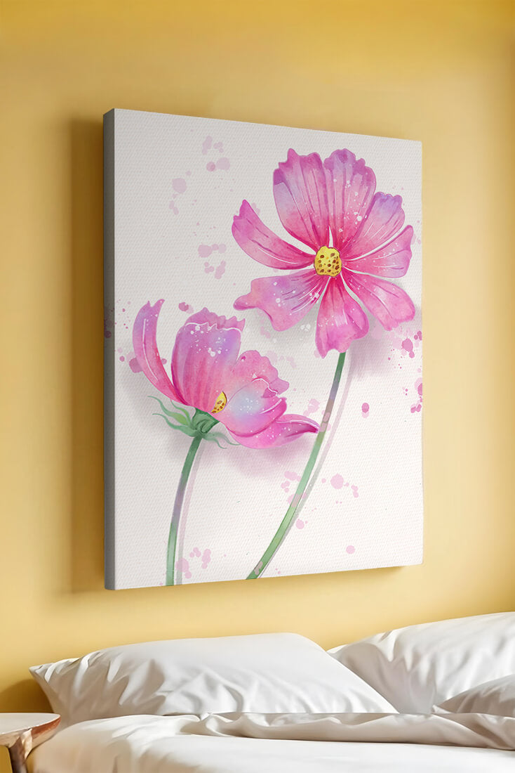 Flores delicadas en acuarela rosada con salpicaduras artísticas en lienzo