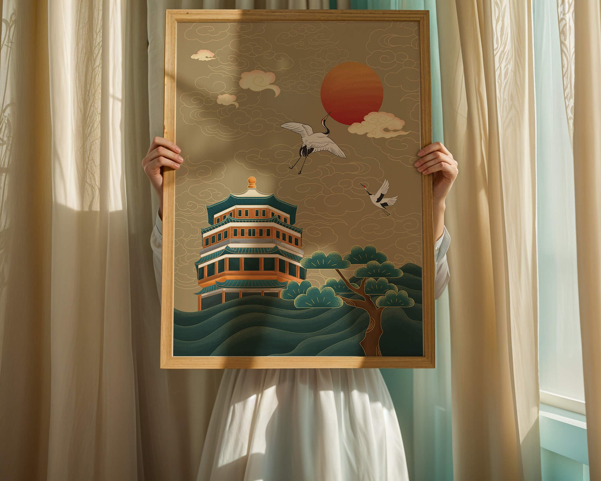 Obra de arte asiática tradicional con grullas y pagoda bajo un sol rojo