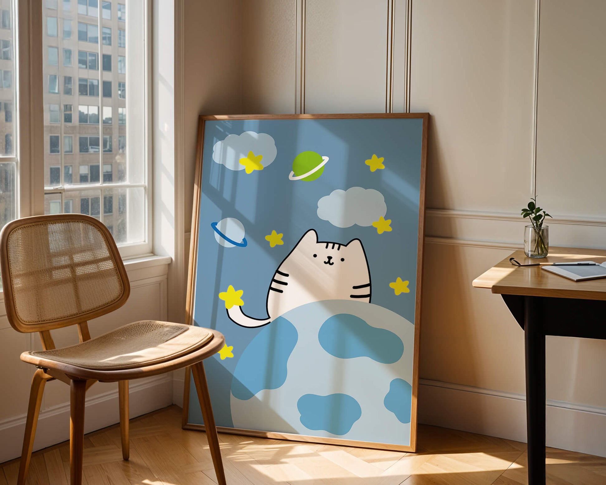 Ilustración encantadora de un gatito en una escena espacial caprichosa con nubes y estrellas