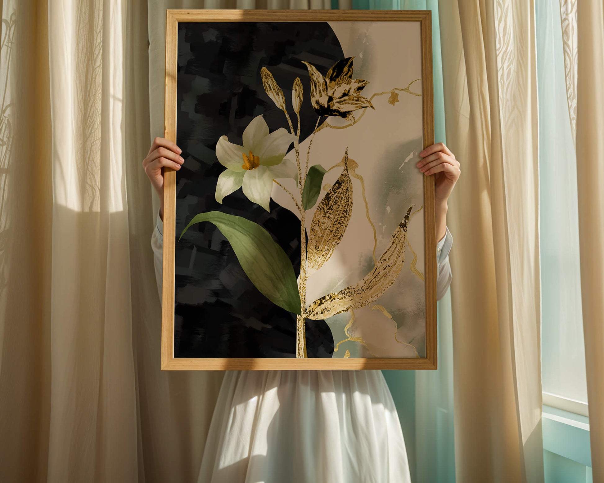 Diseño floral abstracto con detalles dorados y oscuros