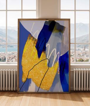Pintura abstracta azul y amarilla con detalles dorados
