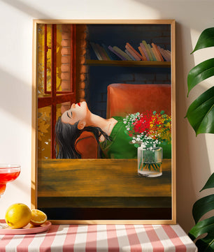 Frau entspannt sich am Fenster mit Blumenstrauß und Büchern