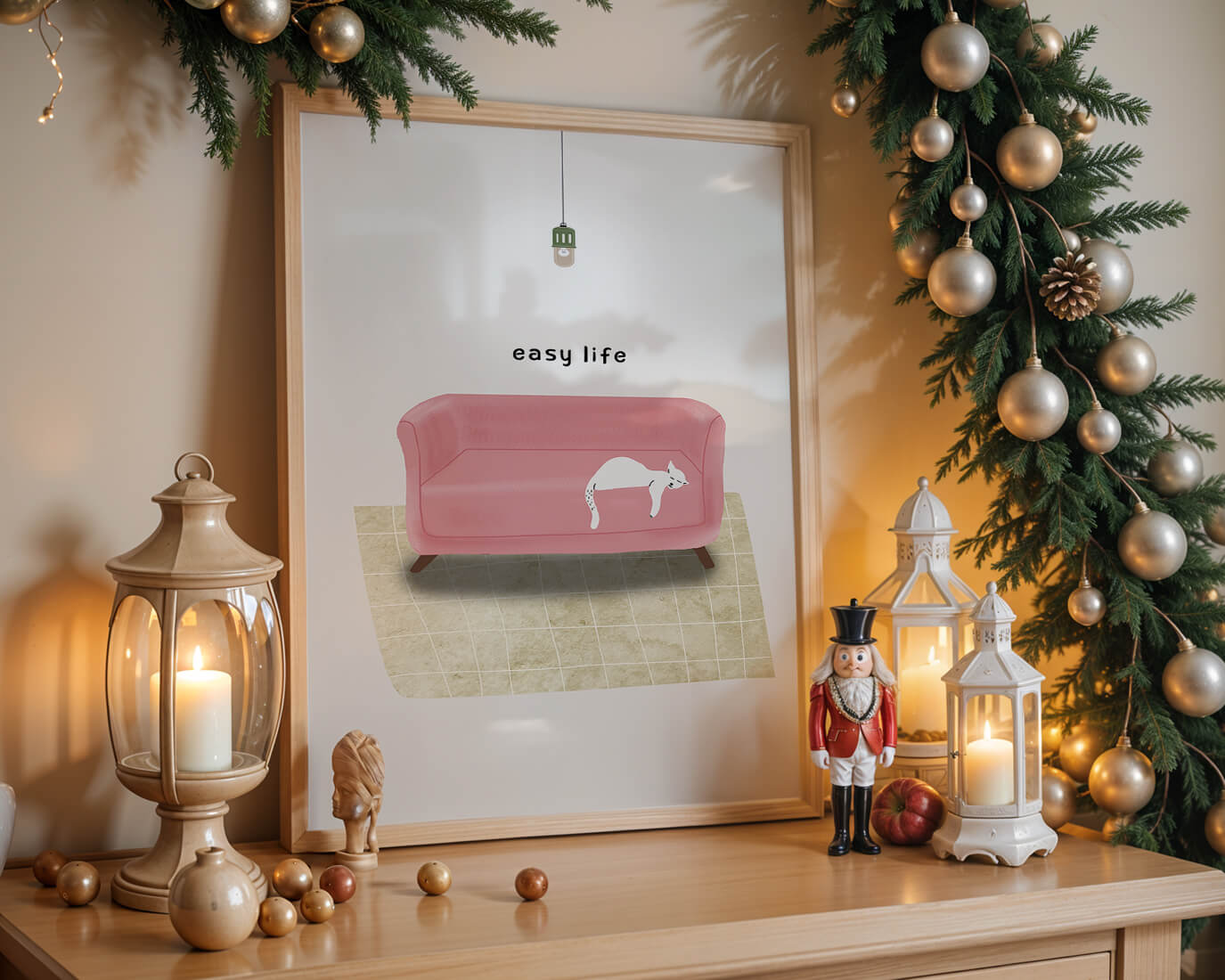 Interior minimalista con sofá rosa y gato blanco relajado