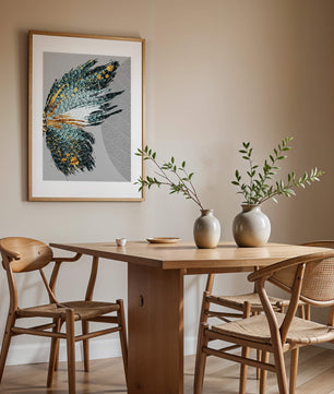 Ala de mariposa abstracta con detalles turquesa y dorados