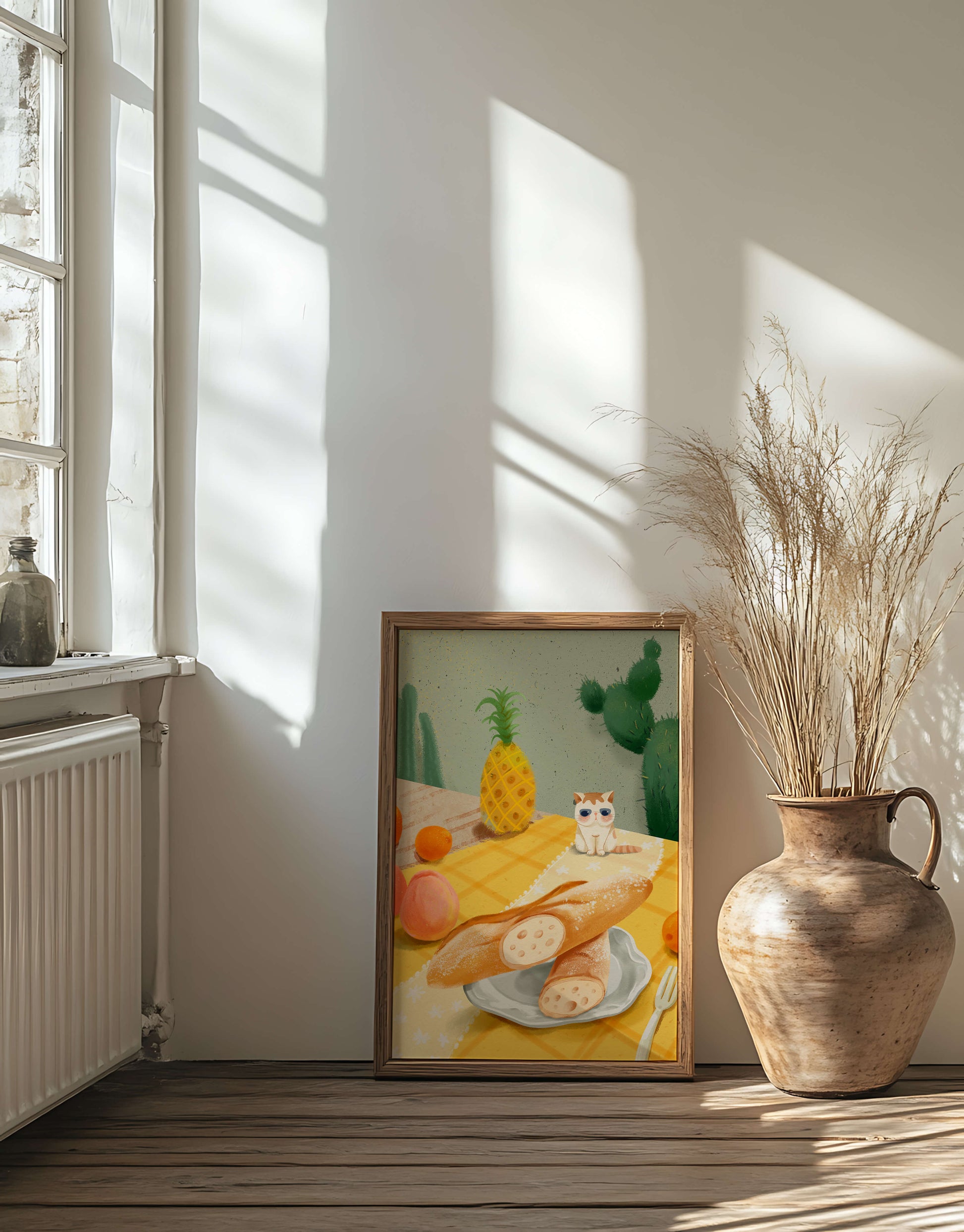 Gato con gafas de sol en un entorno tropical con baguettes y frutas