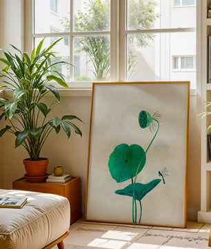 Lotus Flower and Dragonfly with Watercolor Effect - Mi tienda