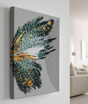 Ala de mariposa abstracta con detalles turquesa y dorados