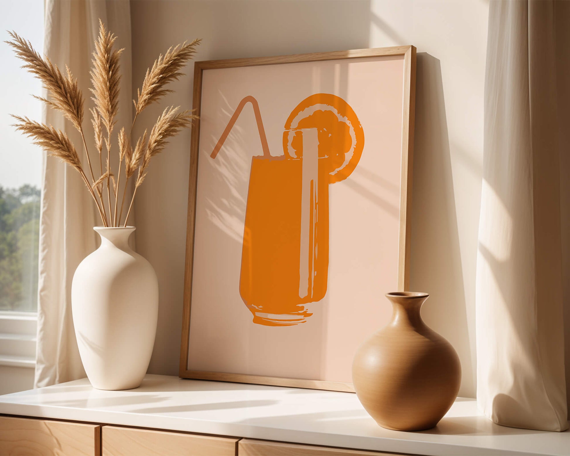 Ilustración de jugo de naranja con pajilla y rodaja de naranja