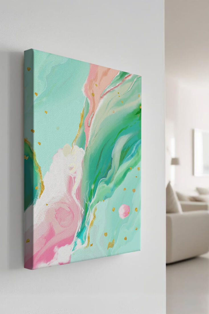 Obra de arte abstracta en pasteles y dorado con patrones fluidos
