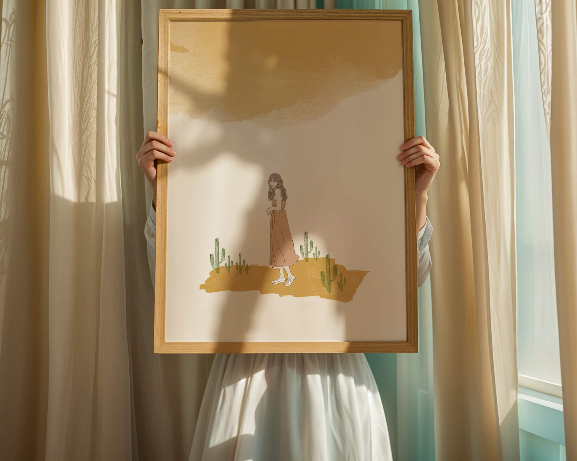 Fille en robe rose debout parmi des cactus sous un ciel aquarelle