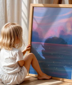 Verträumter Pastellhimmel, der sich in einer glitzernden Wasserlandschaft widerspiegelt 