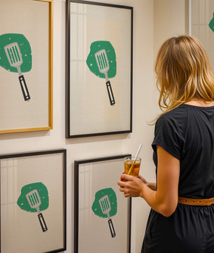 Spatula Artwork with Green Abstract Background - Mi tienda