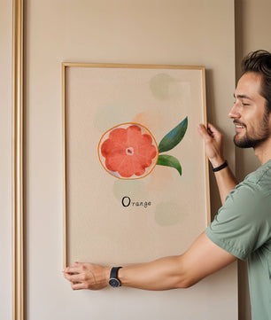 Watercolor Illustration of Orange Slice with Leaves on Pastel Background - Mi tienda