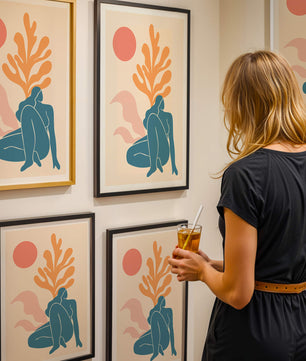 Abstract Nude Figure in Minimalist Design with Botanical Elements - Mi tienda